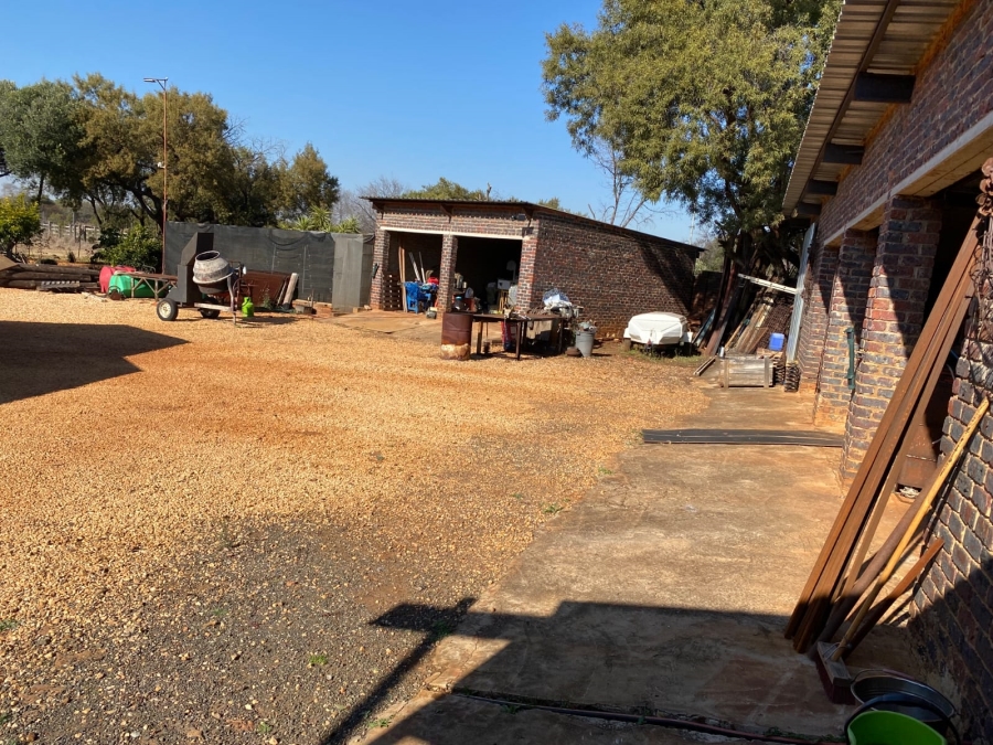 5 Bedroom Property for Sale in Koster North West